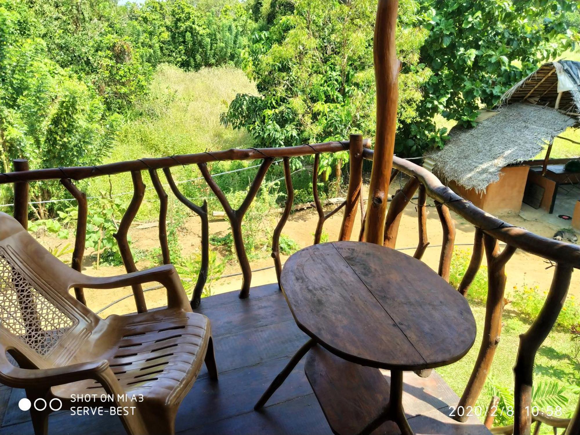 Отель Sigiriya Rock Gate Tree House Экстерьер фото